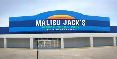 Malibu Jack's Is A Tropical-Themed Mini Golf Course In Kentucky That's Tons Of Fun