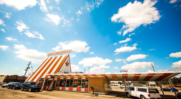 Whataburger Is Officially Coming To Colorado And We’re Seriously Freaking Out