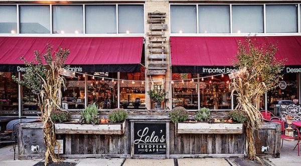New Jersey’s Lola’s European Cafe Serves Alcoholic Milkshakes And Treats Galore