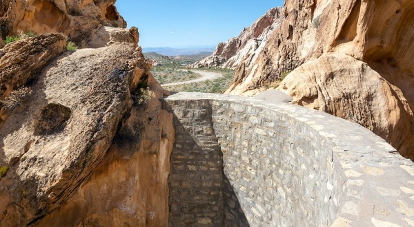 You’ll Find An Old Dam Hiding In The Sandstone Slot Canyons On This Short Hiking Trail In Nevada
