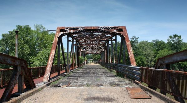 8 Creepy Unsolved Mysteries in Mississippi
