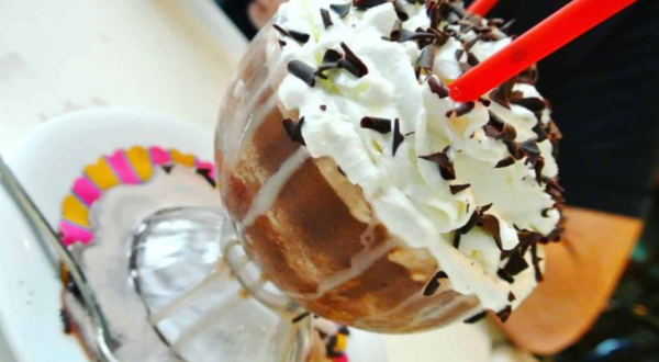 People Drive From All Over New York To Try The Frozen Hot Chocolate at Serendipity 3
