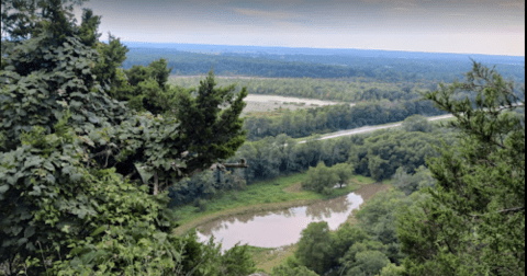 The Magnificent Overlook In Illinois That’s Worthy Of A Little Adventure
