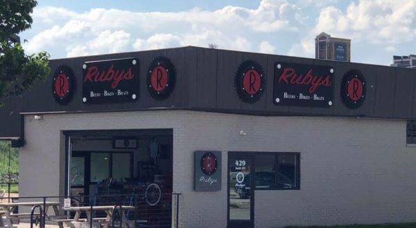 Beers, Brats, And Bike Repairs Are On the Menu At This Quirky Iowa Restaurant