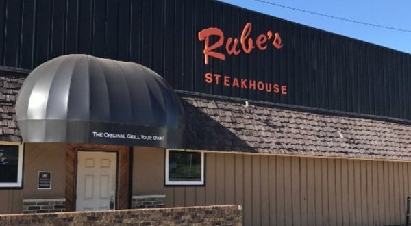 You’ll Flip For Rube’s, A Sizzling Iowa Steakhouse Where You Cook Your Own Food