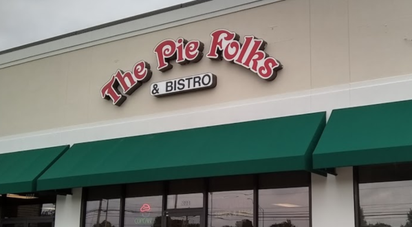 The One-Of-A-Kind Pie Folks In Tennessee Serves Up Fresh Homemade Pie To Die For