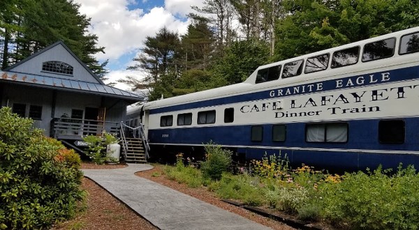 Enjoy A Scrumptious 5 Course Meal With Unbeatable Views On This Vintage New Hampshire Dinner Train