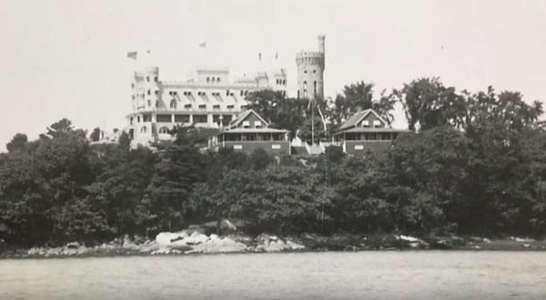 The Story Of Maine’s Casco Castle Is Eerie But Fascinating And You Can Still View It
