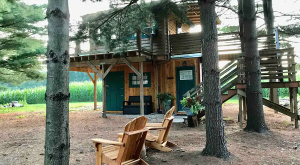 Stay Overnight At This Spectacularly Unconventional Treehouse In Michigan