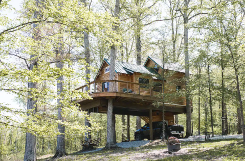 Sleep Among The Treetops At The Serenity House Treehouse In Tennessee