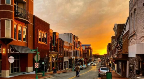 From Sushi To BBQ, Clarksville Is One Of The Most Popular Foodie Towns In All Of Tennessee