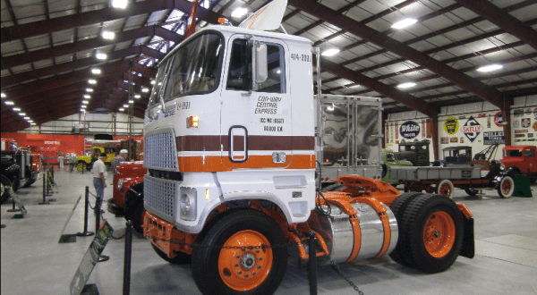 Travel Back To The Early Days Of Trucking By Visiting Iowa’s Very Own Iowa 80 Trucking Museum