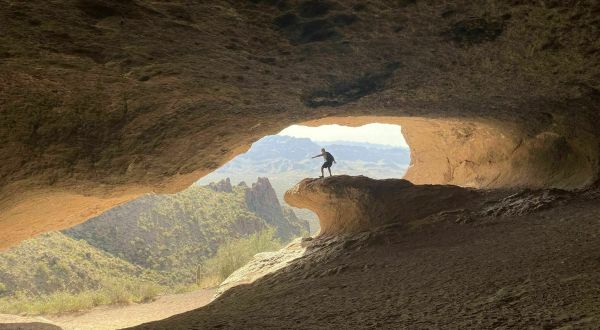 Hike To These 7 Hidden Caves In Arizona For An Unforgettable Adventure