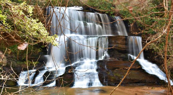Gawk At Six Beautiful Waterfalls On The Fall Creek Falls Trail In South Carolina