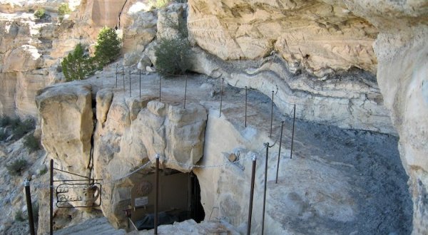 Spend The Night In A Bed And Breakfast That’s Inside An Actual Cave Right Here New Mexico