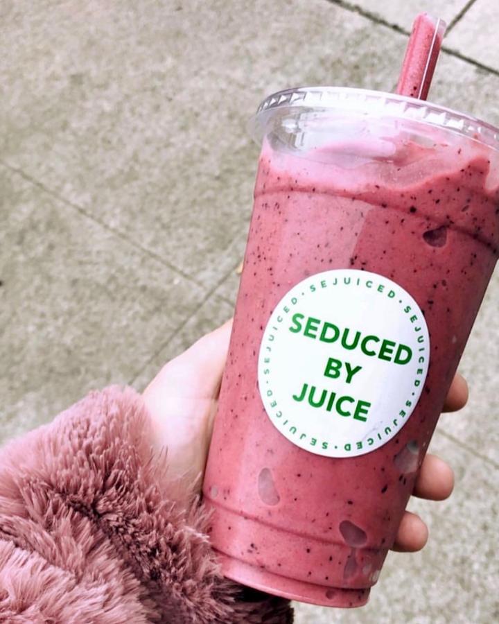 pink smoothie from Sejuiced in Southern California