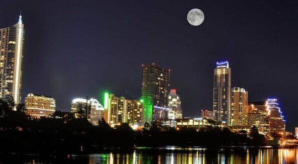 Try The Ultimate Nighttime Adventure With Full Moon Kayaking On Lady Bird Lake In Texas