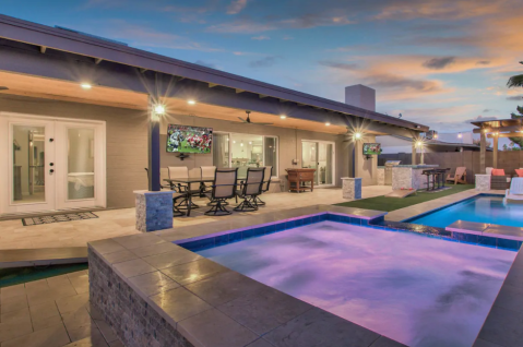 Melt Your Stress Away In An Outdoor Island Oasis In The Heart Of Arizona's Paradise Valley