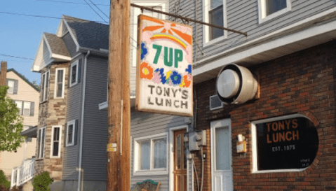 Tony's Lunch In Pennsylvania Grills Burgers So Good They're Worth Waiting In Line