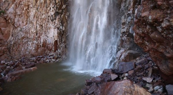 The Unique, Out-Of-The-Way Waterfall In Arizona That’s Always Worth A Visit