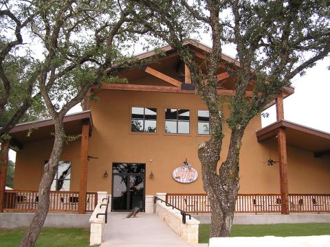 Both A Restaurant And An Exotic Animal Park, Texas' Natural Bridge Wildlife Ranch Is An Underrated Day Trip Destination