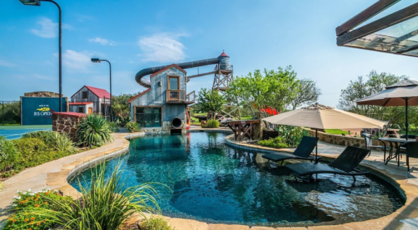 This Insane Vacation Rental In Texas Has Its Own Waterpark With A 4-Story Slide