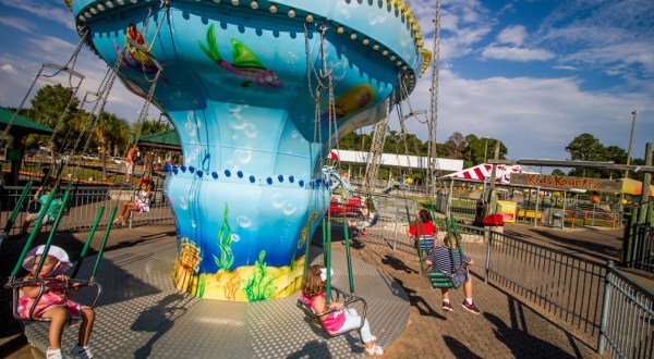 Your Kids Will Have A Blast At This Miniature Amusement Park In Alabama Made Just For Them