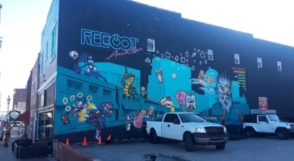 Travel Back In Time When You Visit Reboot, An Arcade Bar In North Carolina