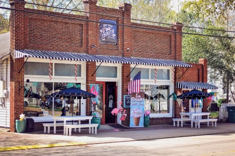 Savor The Sweet Goodness Of Ice Cream And Candy At Away Down South In Louisiana