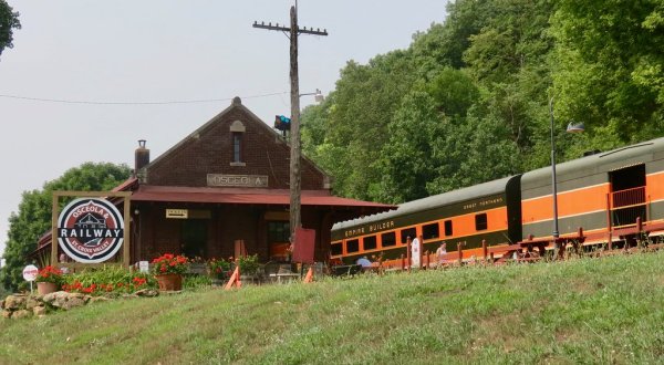 This 1.5-Hour Train Ride Is The Most Relaxing Way To Enjoy Wisconsin Scenery