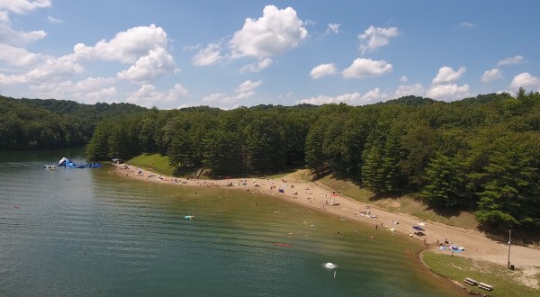 Lake Stephens Is One Of The Most Underrated Summer Destinations In West Virginia