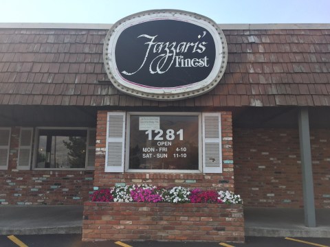 You’ve Never Tasted Pizza Quite Like The Pies Made At Fazzari's Finest In Washington