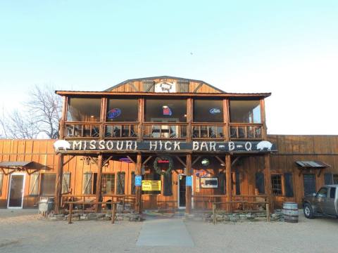 A Classic BBQ Joint On Route 66, Hick Bar-B-Que Oozes Rustic Charm And Boasts A Delicious Menu