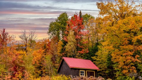 Take A Day Trip Into Canada From The Charming Town of Derby Line, Vermont