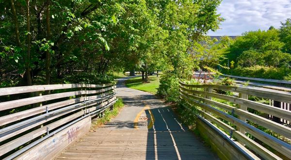 A Ride Along The Minuteman Bikeway Is One Of The Best Ways To Experience Massachusetts In The Summer