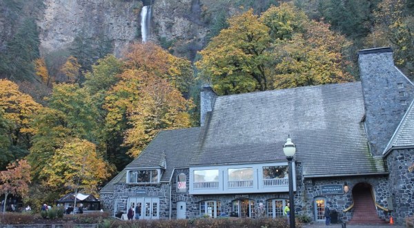 Dine While Overlooking Waterfalls At Multnomah Falls Lodge In Oregon
