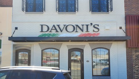 Taste Authentic Italian Cuisine At Davoni's Restaurant In Jamestown, North Dakota