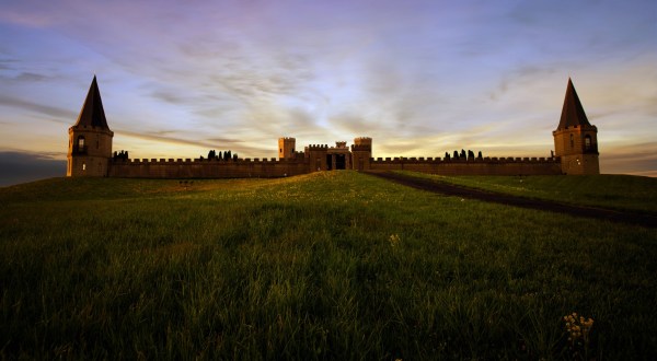 Spend The Night In Kentucky’s Most Majestic Castle For An Unforgettable Experience