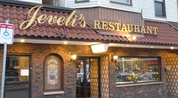 The Oldest Italian Restaurant In Massachusetts Is Jeveli’s And It’s Delicious