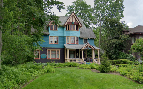 These 8 Bed And Breakfasts In Metro Detroit Are Perfect For A Getaway