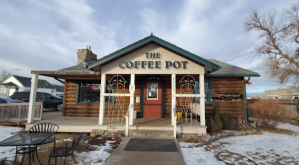 The One-Of-A-Kind Coffee Pot In Montana Serves Up Fresh Homemade Pie To Die For