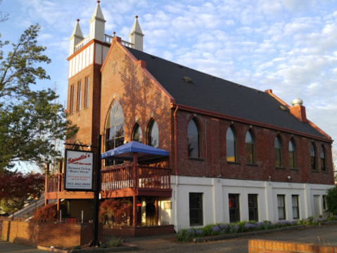 There's An Oregon Restaurant Hiding In A Converted Church And It's Such A Charming Experience