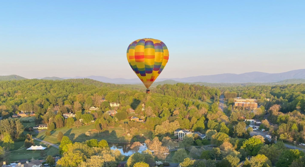 Soar High Above The Blue Ridge Mountains In A Hot Air Balloon With Blue Ridge Ballooning In Virginia