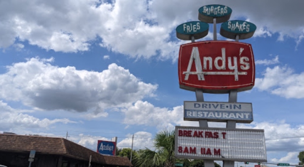 Open Since 1951, Andy’s Igloo In Florida Serves Up Fresh Burgers And Hand-Mixed Milkshakes