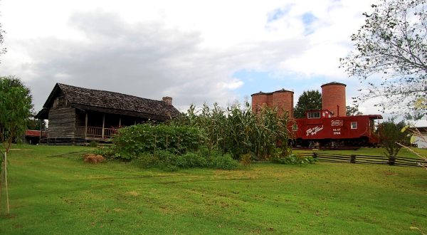 Stroll Through An Eclectic Village From The Past At Oren Dunn City Museum In Mississippi