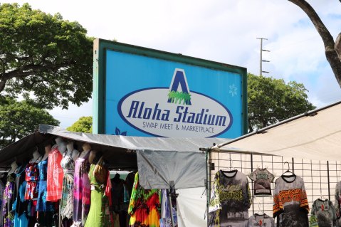 Shop 'Til You Drop At Aloha Stadium Swap Meet, One Of The Largest Flea Markets In Hawaii