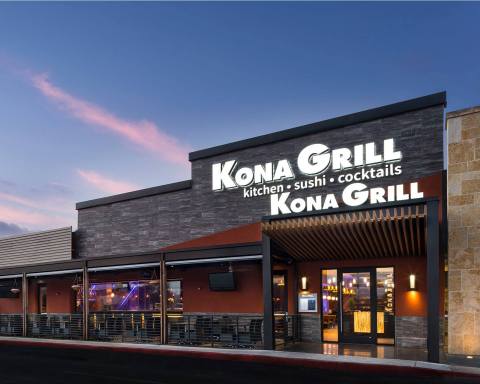 Kona Grill Is The One-Of-A-Kind Ocean Themed Restaurant In Arizona That's Insanely Fun