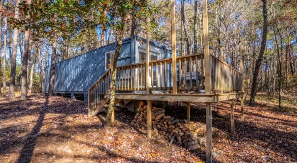 An Overnight Stay At This Shipping Container Airbnb Lets You Experience The Beauty Of Alabama’s Little River Canyon