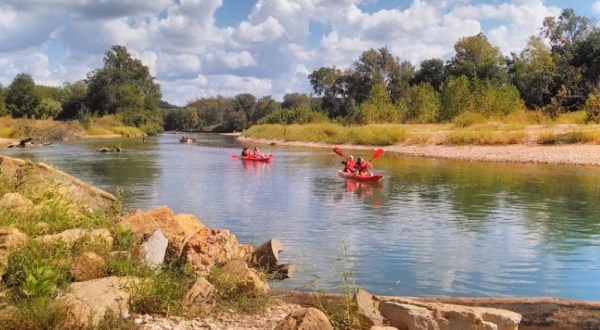 Take The Longest Float Trip In Oklahoma This Summer On The Illinois River