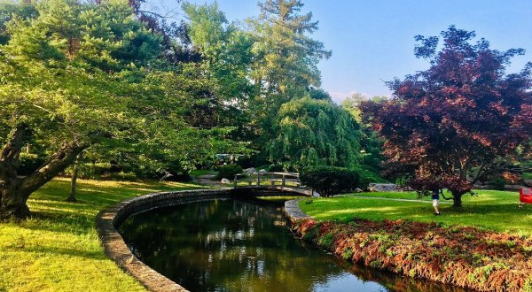 Both A Botanical Center And A Zoo, Rhode Island’s Roger Williams Park Is An Underrated Day Trip Destination